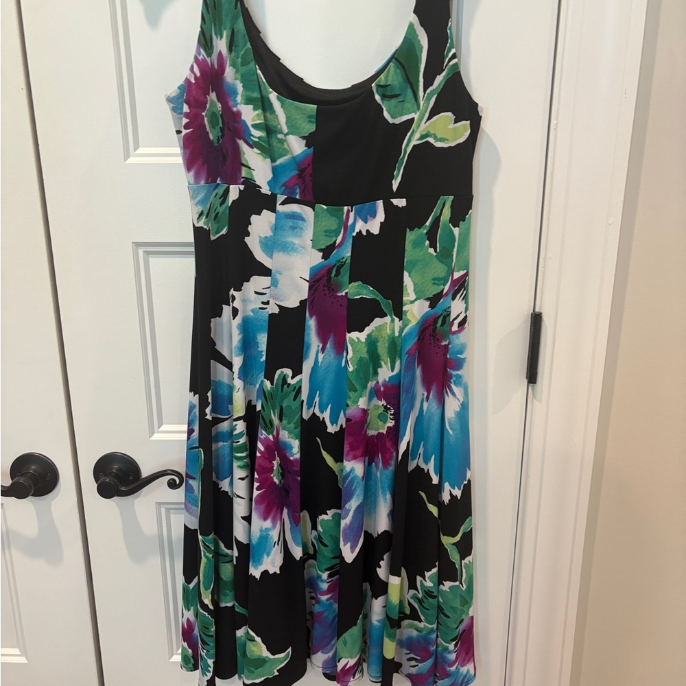 SUMMER DRESS BUNDLE - Picture 3 of 15